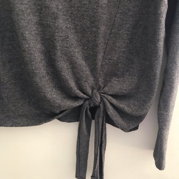 Simply Vera Wang Ling Sleeves Women’s Dark Grey & Light Grey Sweater Size XS - Picture 3 of 5